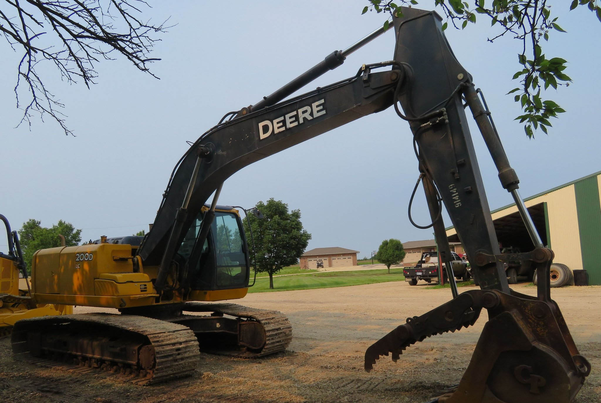 2012 John Deere 200D LC